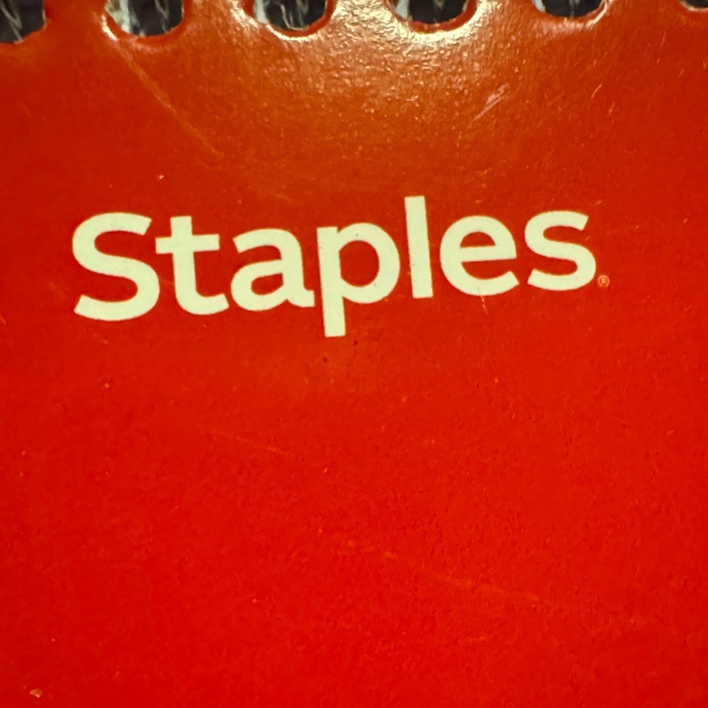9 Staples Notebooks Set - Picture 7 of 9